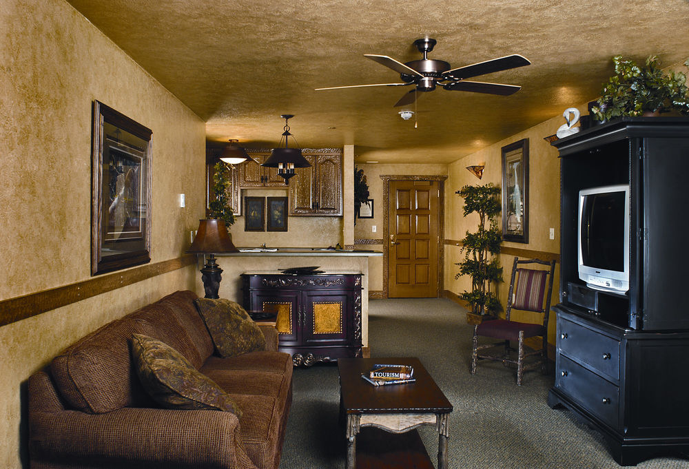 The Keeter Center At College Of The Ozarks Apartment Hollister Bagian luar foto